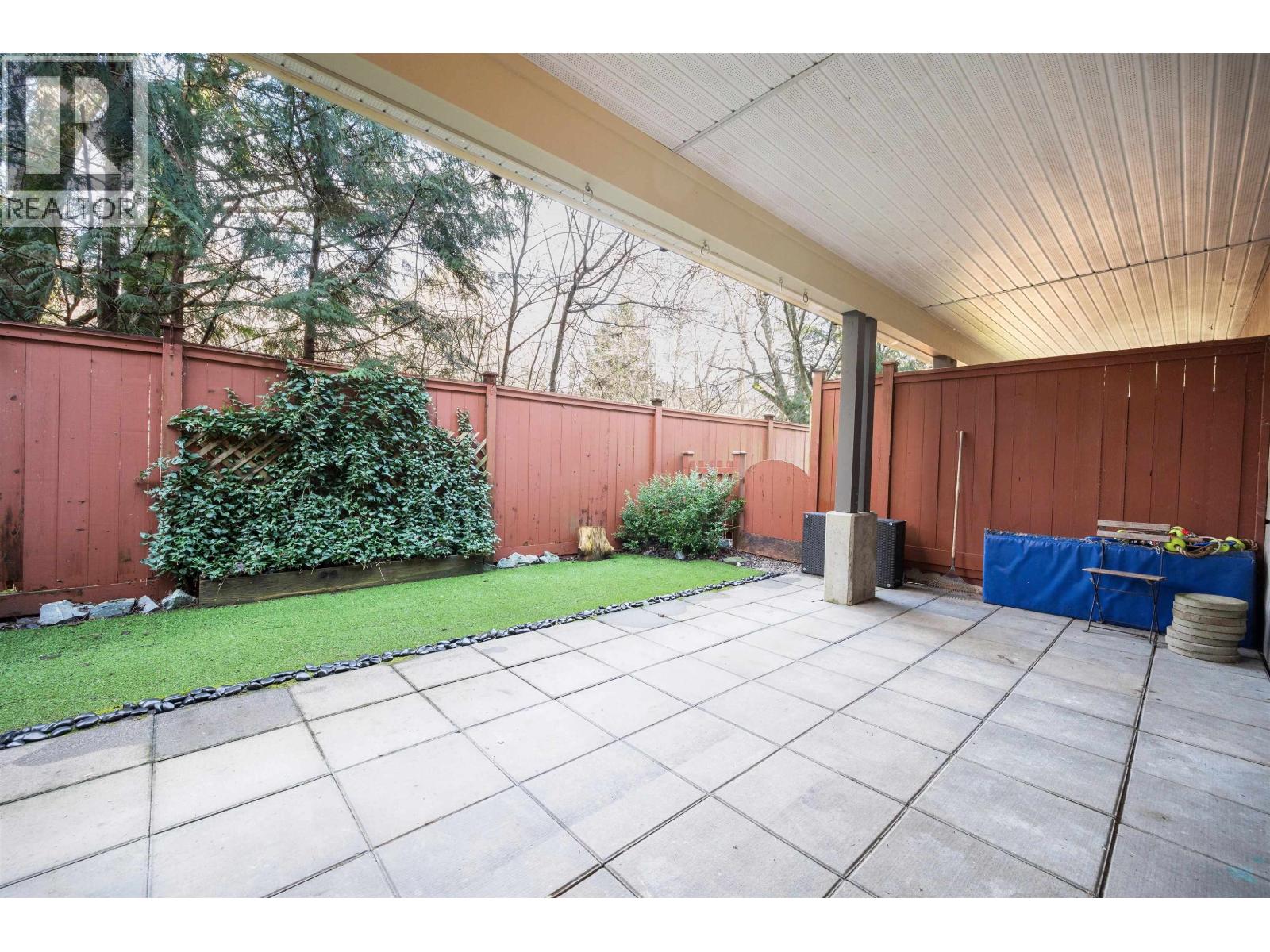 57 40632 GOVERNMENT ROAD, Squamish