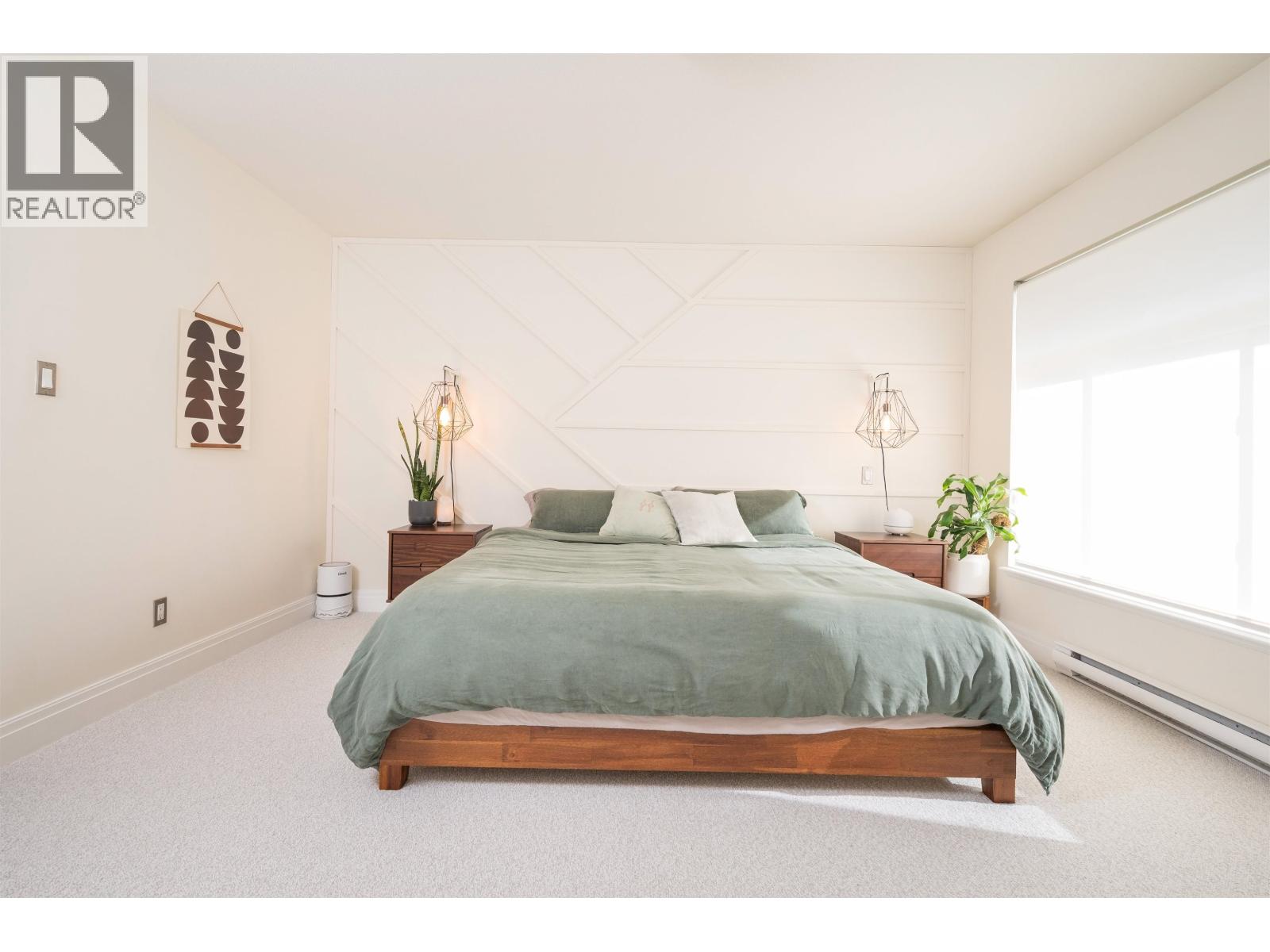 57 40632 GOVERNMENT ROAD, Squamish