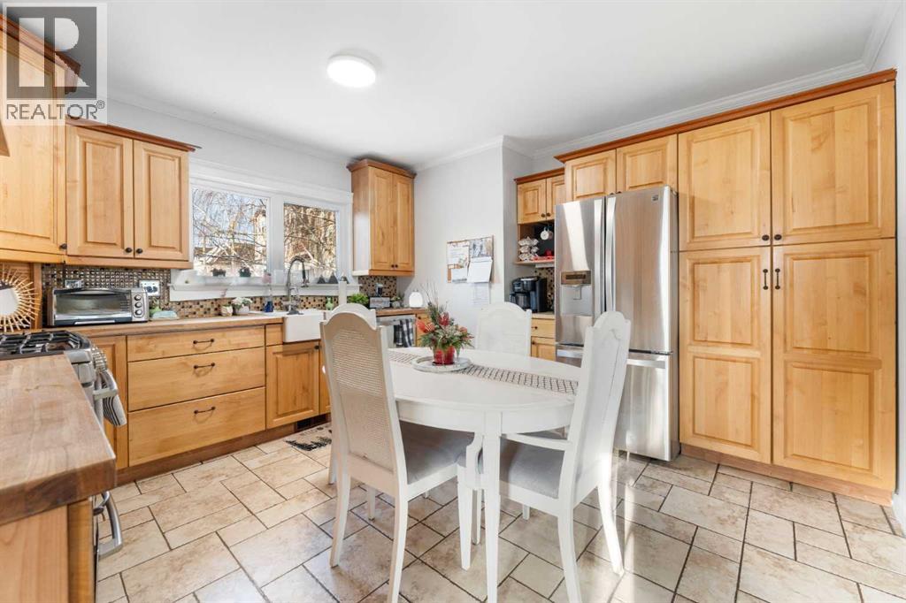 313 Ross Avenue, Cochrane