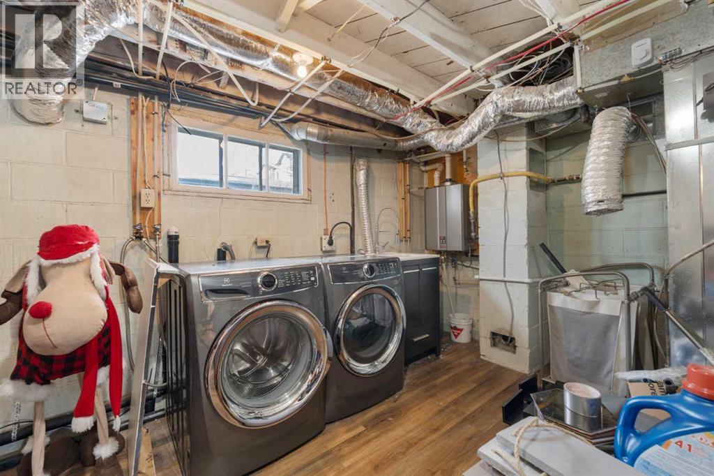 313 Ross Avenue, Cochrane