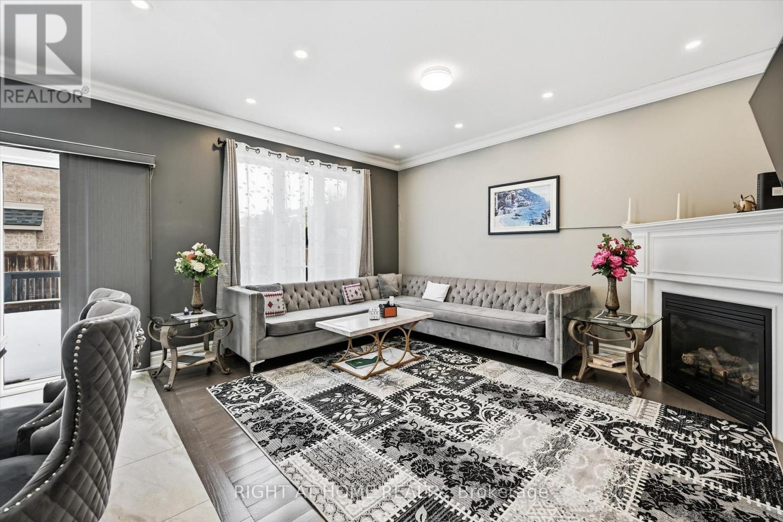 456 VALRIDGE DRIVE - 11