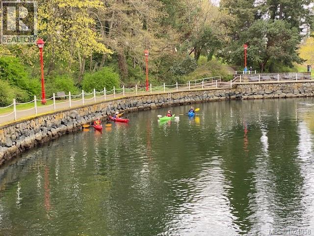 306 1085 Tillicum Rd, Esquimalt