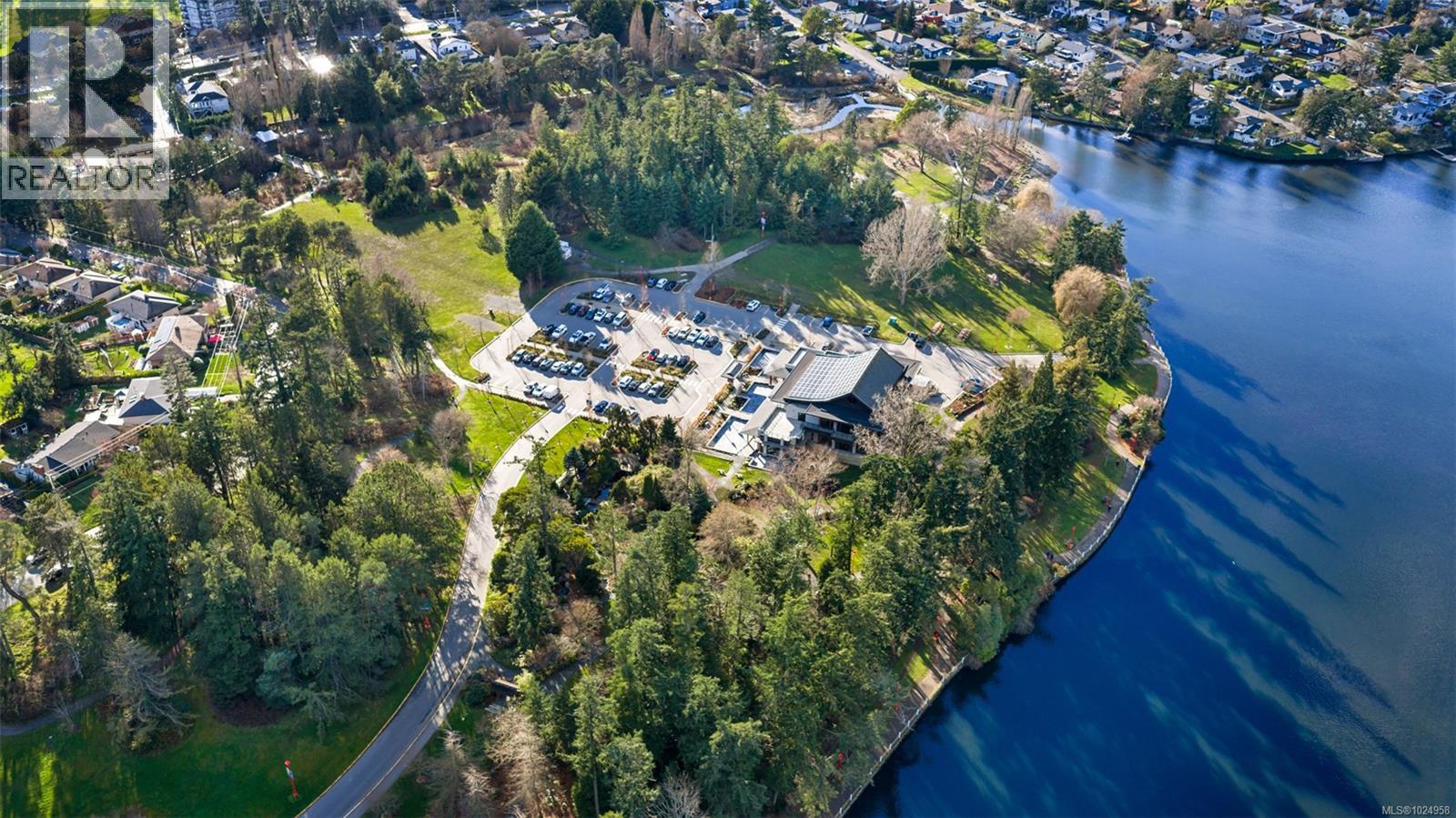 306 1085 Tillicum Rd, Esquimalt