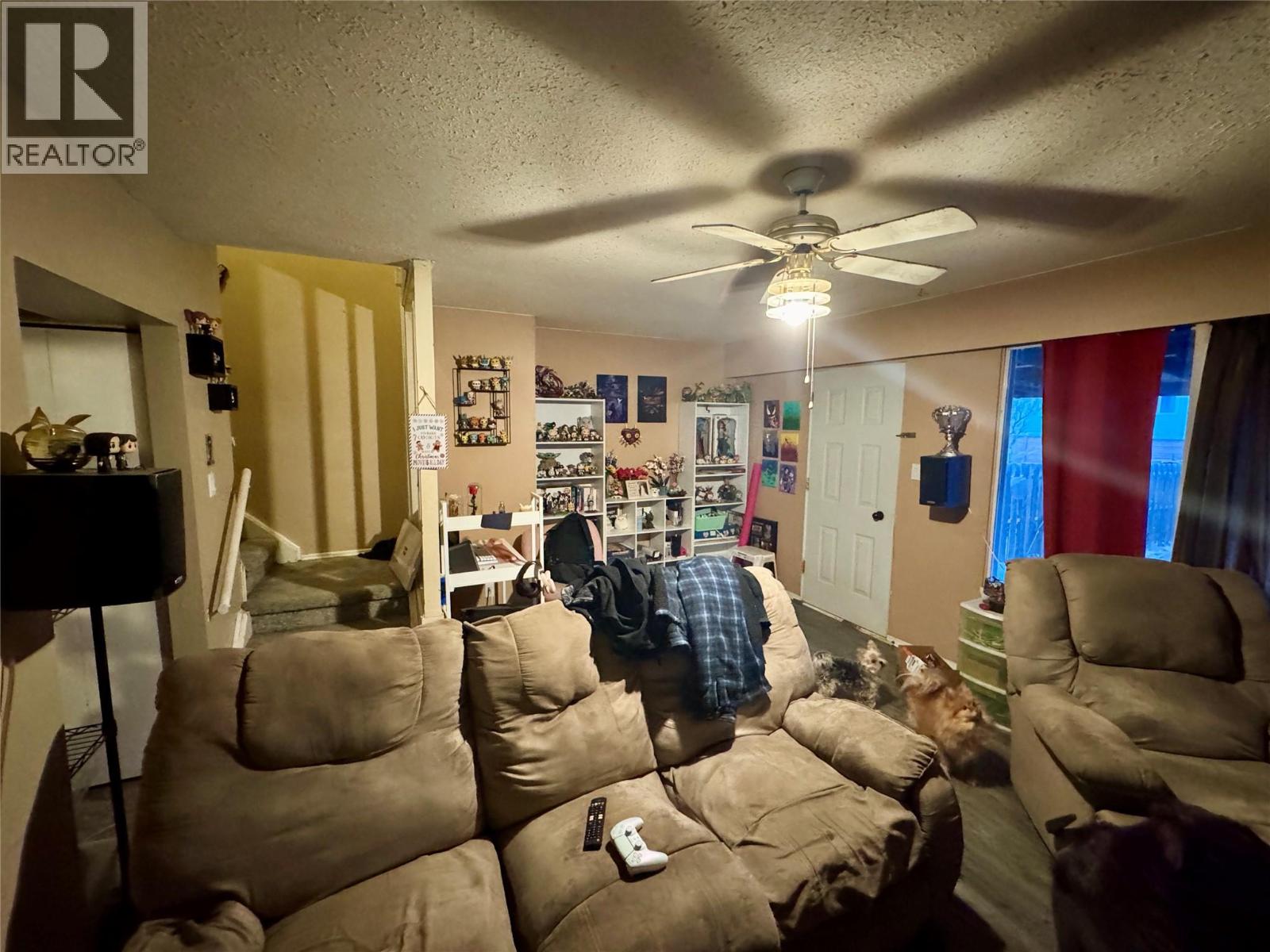 1714 DOUGLAS Street, Merritt