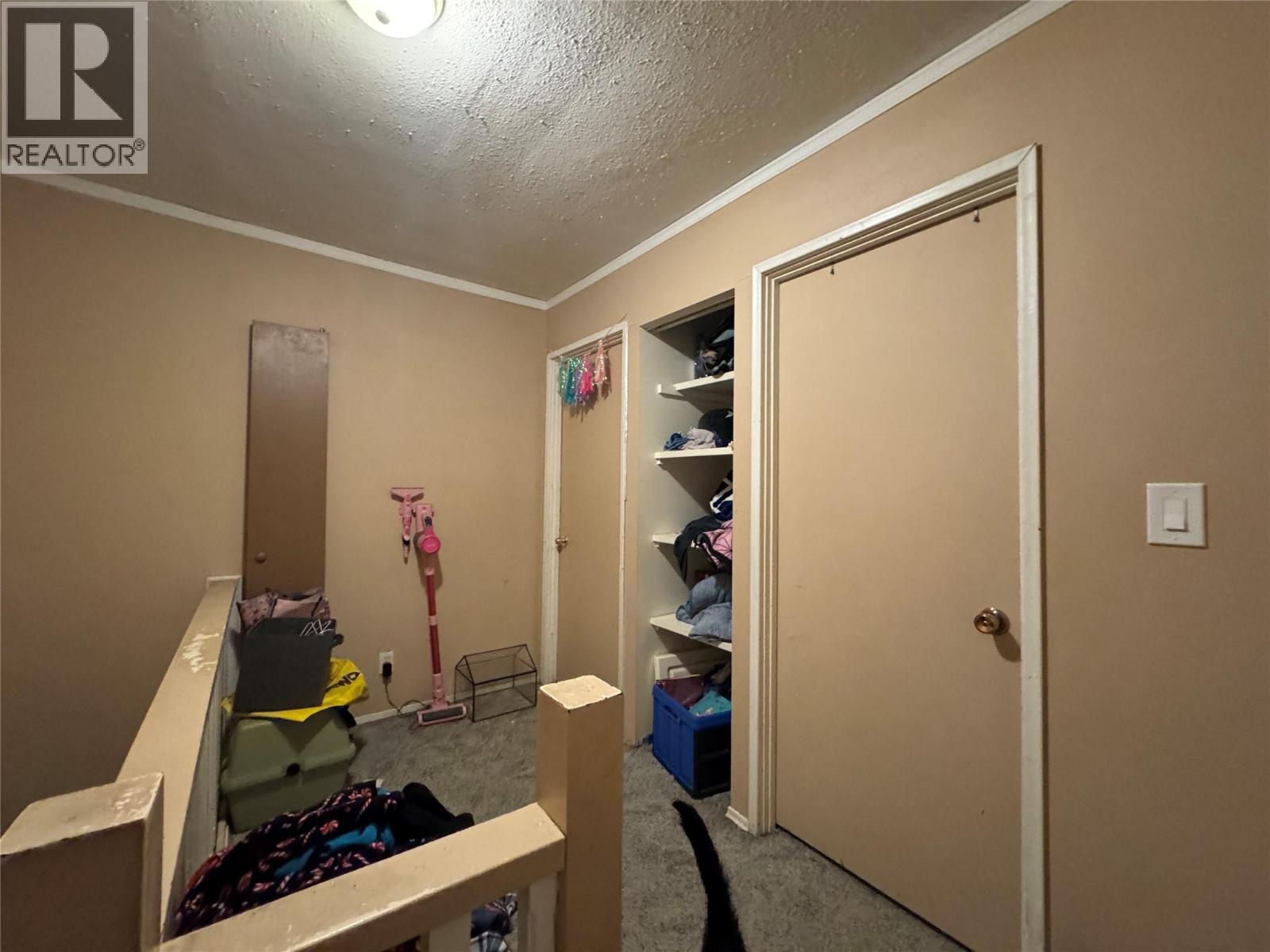 1714 DOUGLAS Street, Merritt