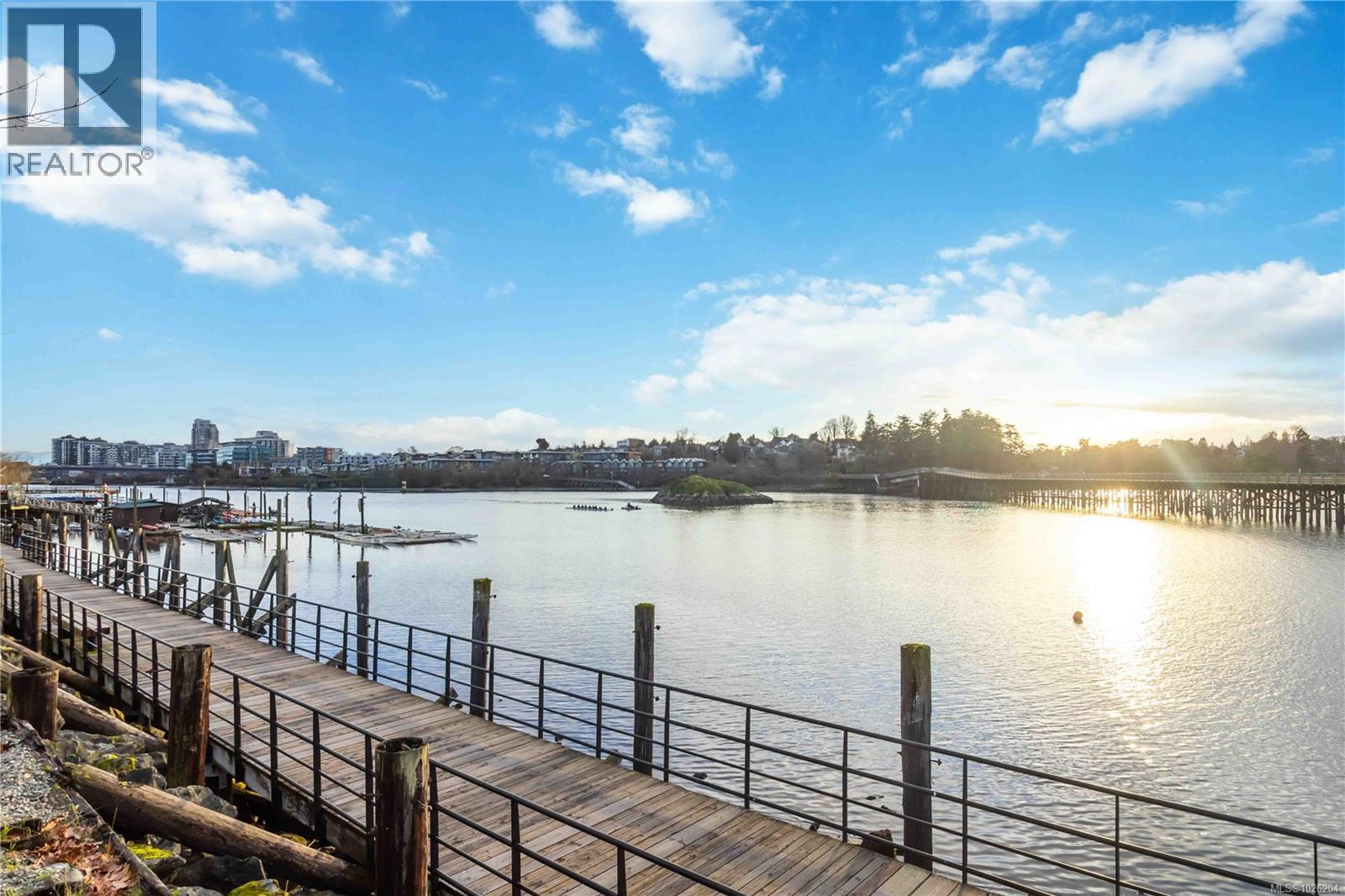 306 330 Waterfront Crescent, Victoria