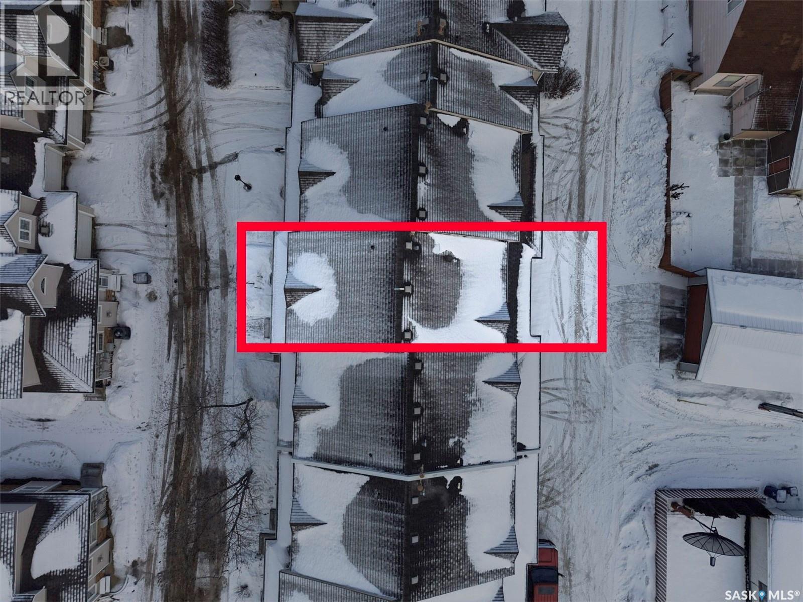 #4 102 WILLOW STREET - 30