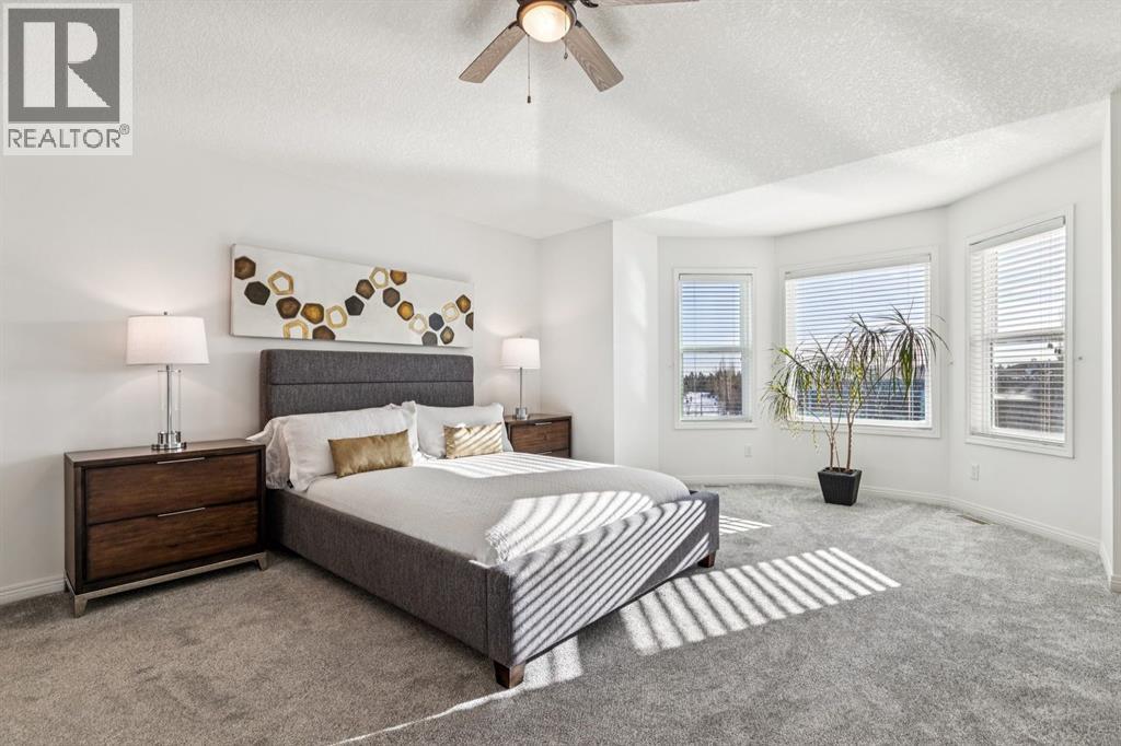 Single Family House for Sale in  Evercreek Bluffs Way SW Evergreen Calgary 