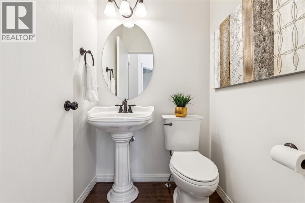 Single Family House for Sale in  Evercreek Bluffs Way SW Evergreen Calgary 