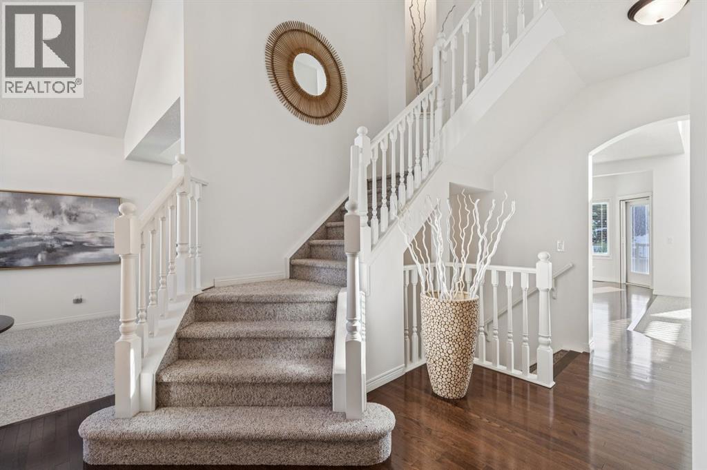 Single Family House for Sale in  Evercreek Bluffs Way SW Evergreen Calgary 