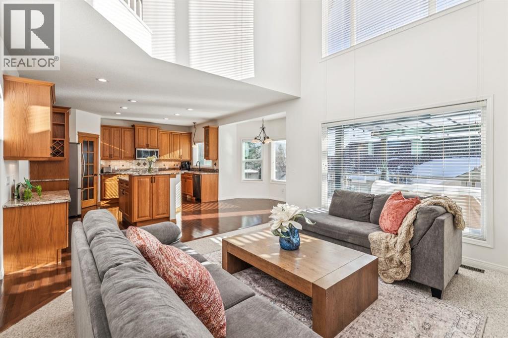 Single Family House for Sale in  Evercreek Bluffs Way SW Evergreen Calgary 