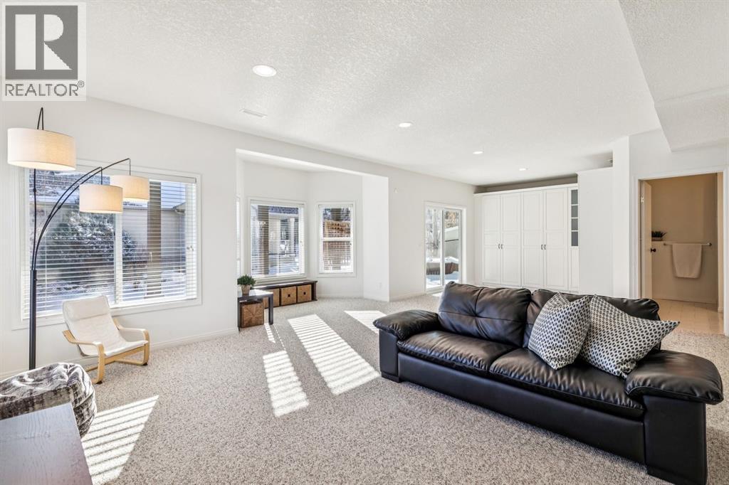 Single Family House for Sale in  Evercreek Bluffs Way SW Evergreen Calgary 