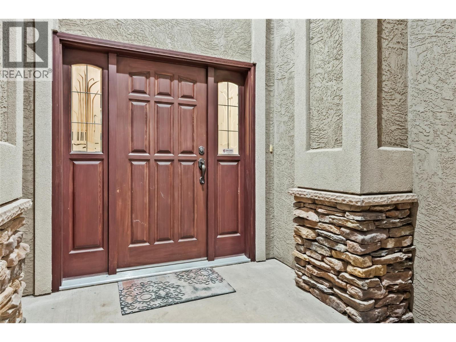 2470 24 Avenue NE, Salmon Arm