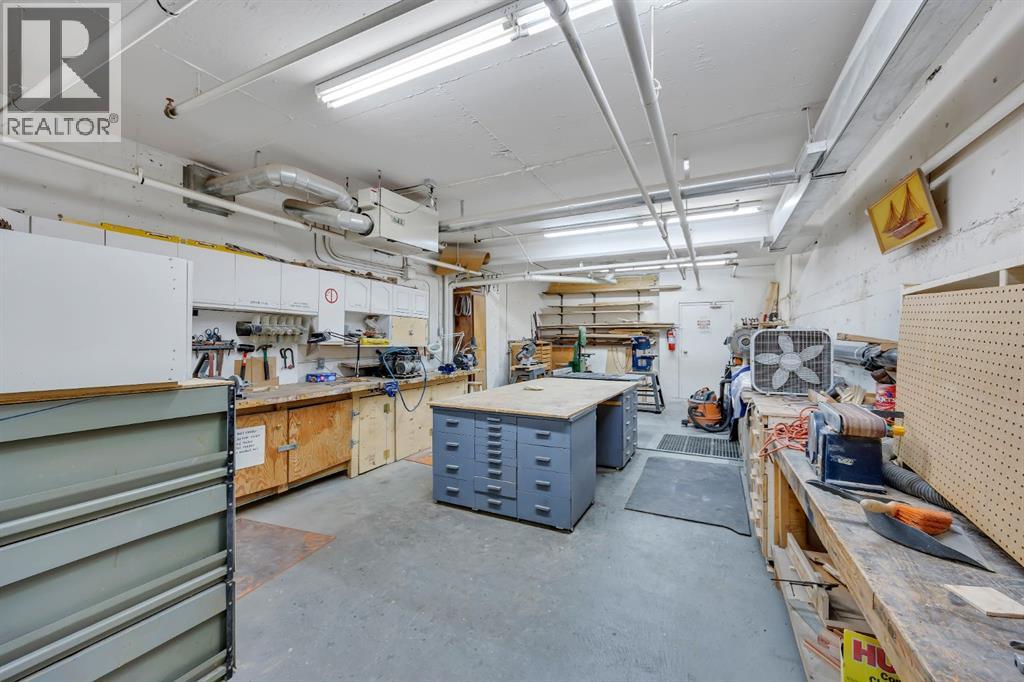 Single Family House for Sale in   Country Hills Road NW Country Hills Calgary 