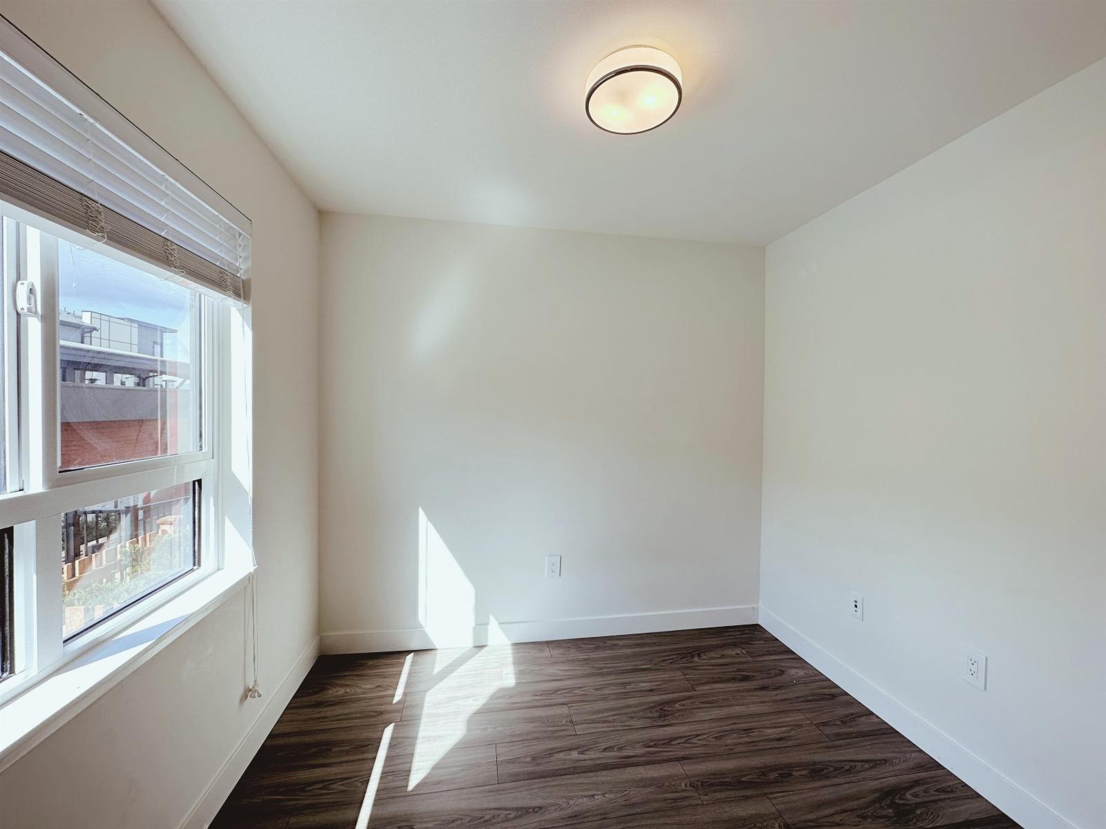 99 20150 81 AVENUE, Richmond