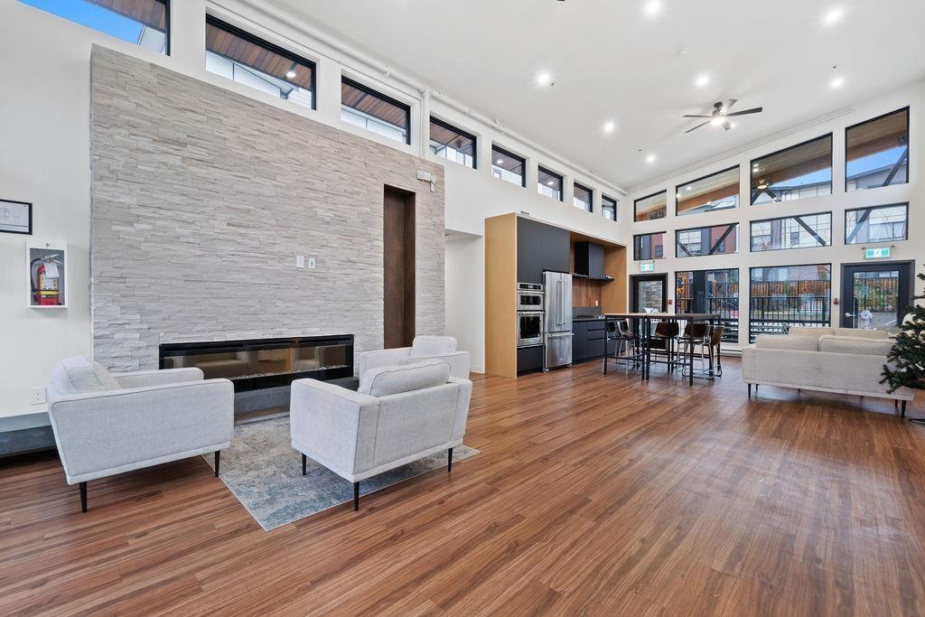 99 20150 81 AVENUE, Richmond