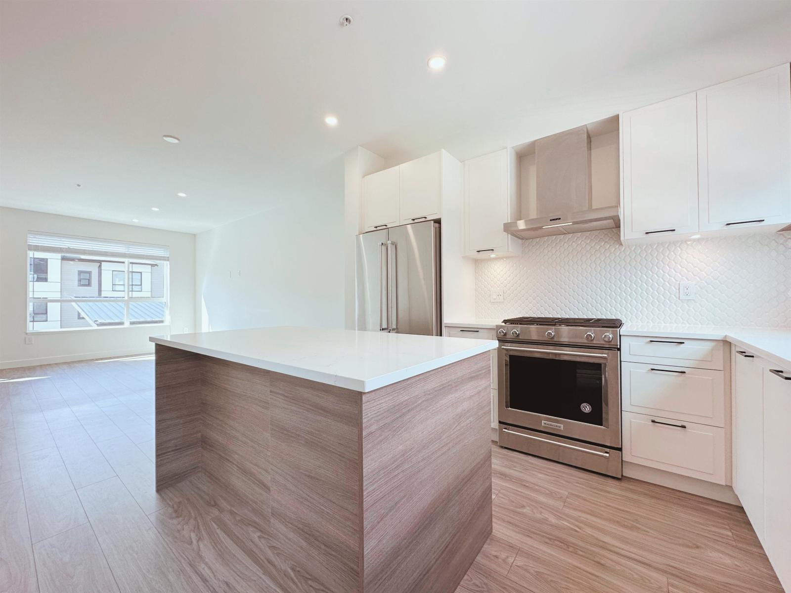 99 20150 81 AVENUE, Richmond