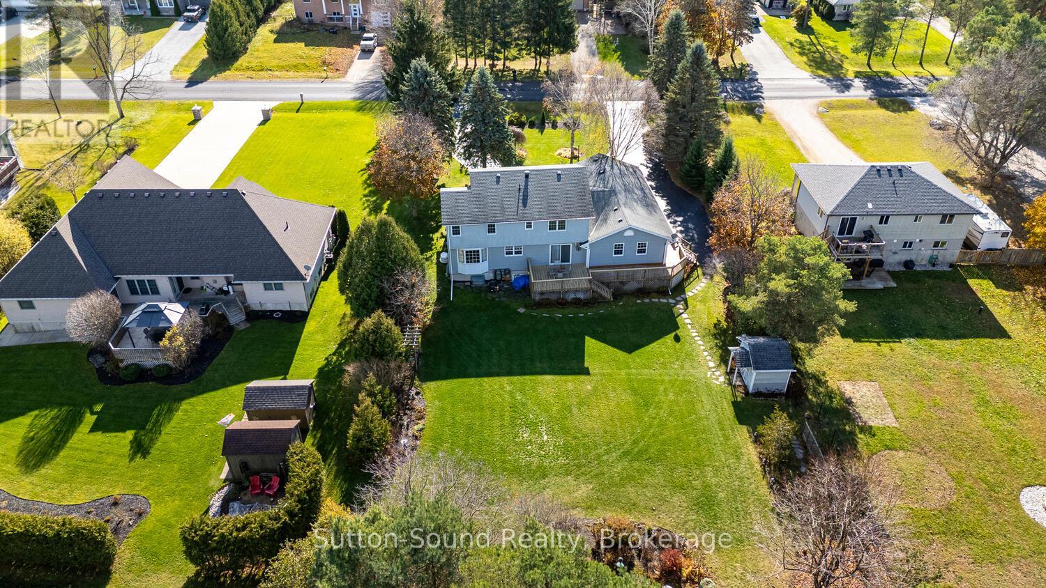 8 PINE TREE DRIVE - 44