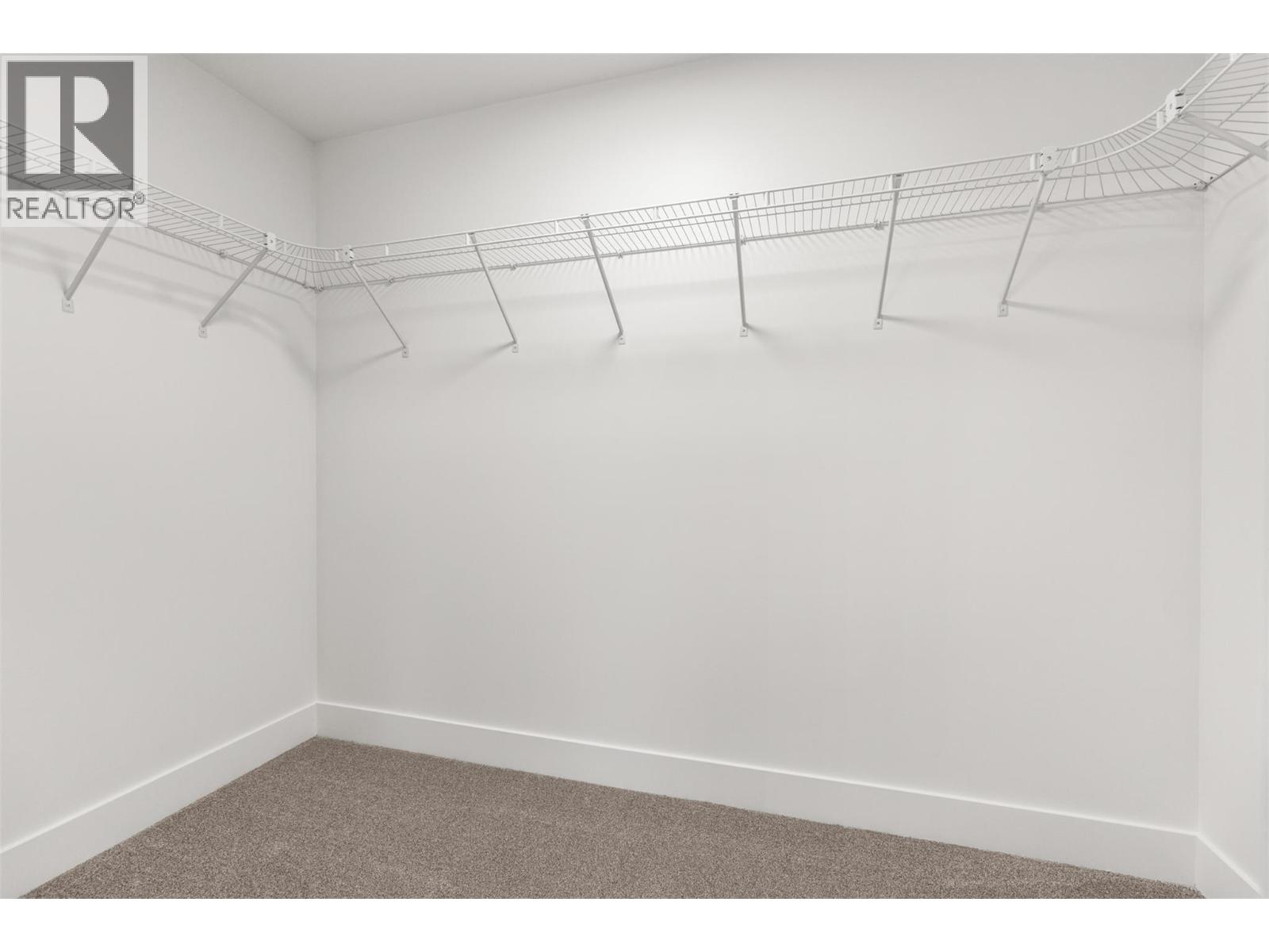 2455 Bradley Drive Unit# 102 Lot# 4, Armstrong