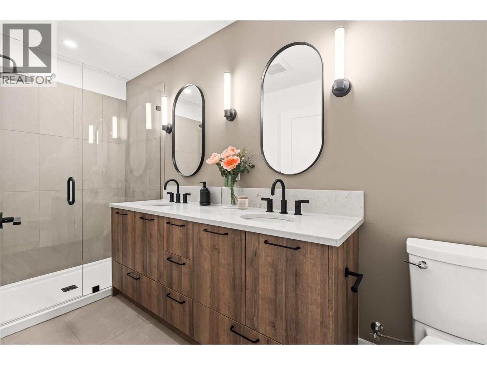 2455 Bradley Drive Unit# 102 Lot# 4, Armstrong