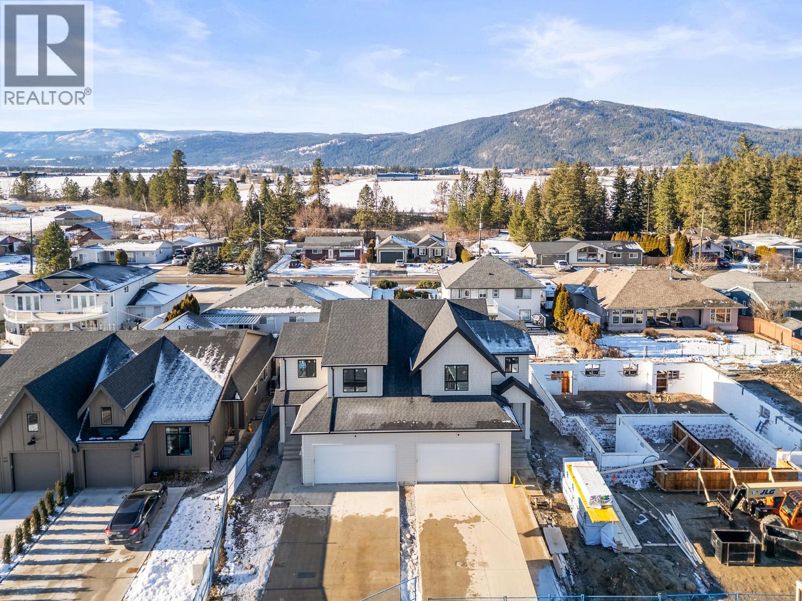 2455 Bradley Drive Unit# 102 Lot# 4, Armstrong