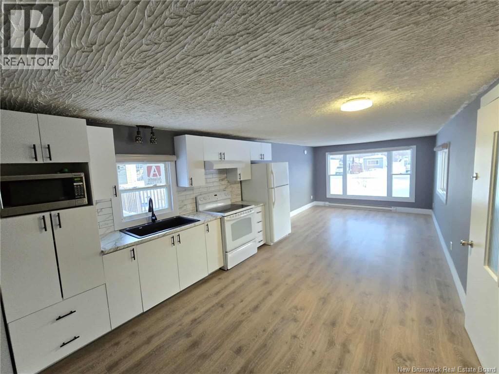 413 Birch - Photo 5 of 24, Beresford, New Brunswick