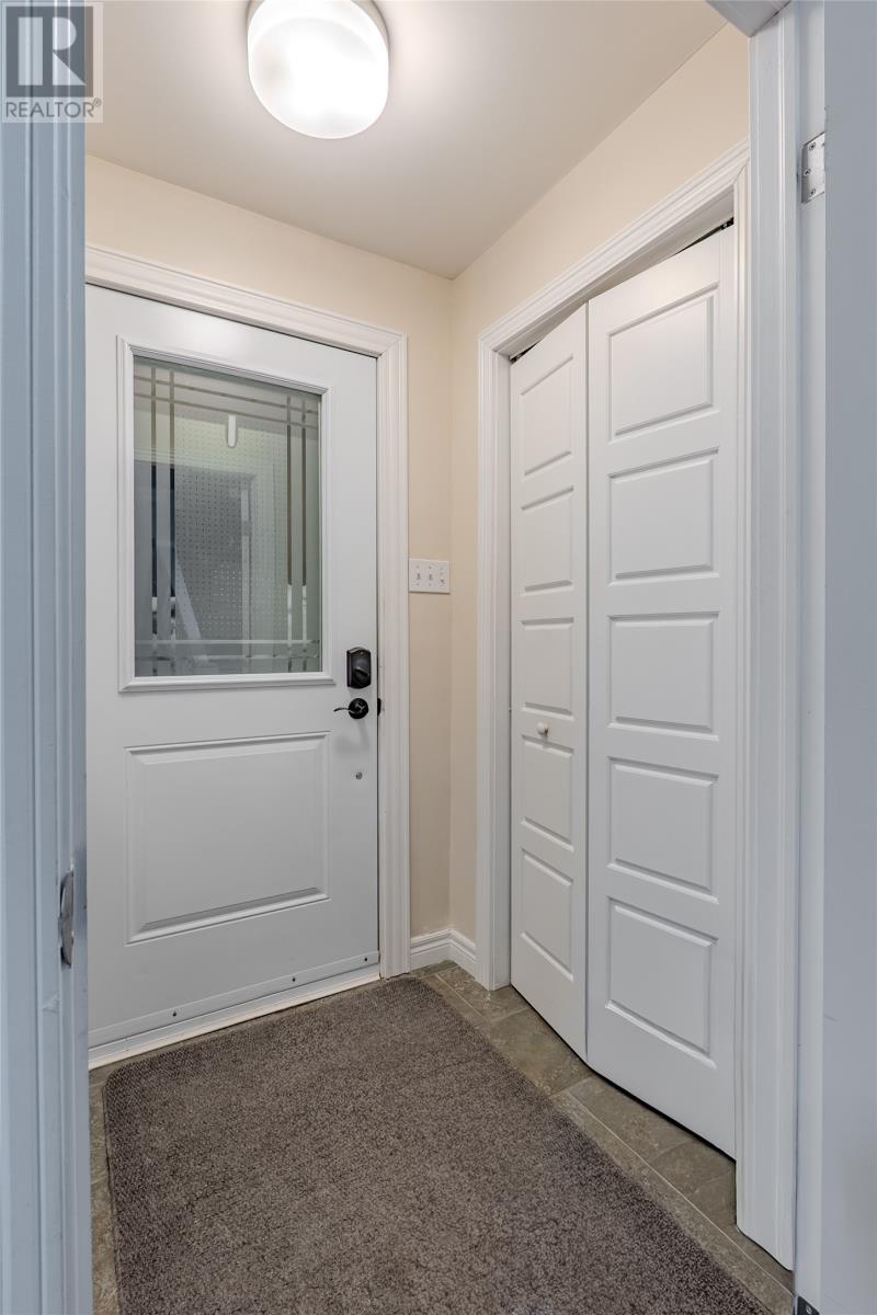 8 White Place - Photo 3 of 23, Mount Pearl, Newfoundland & Labrador