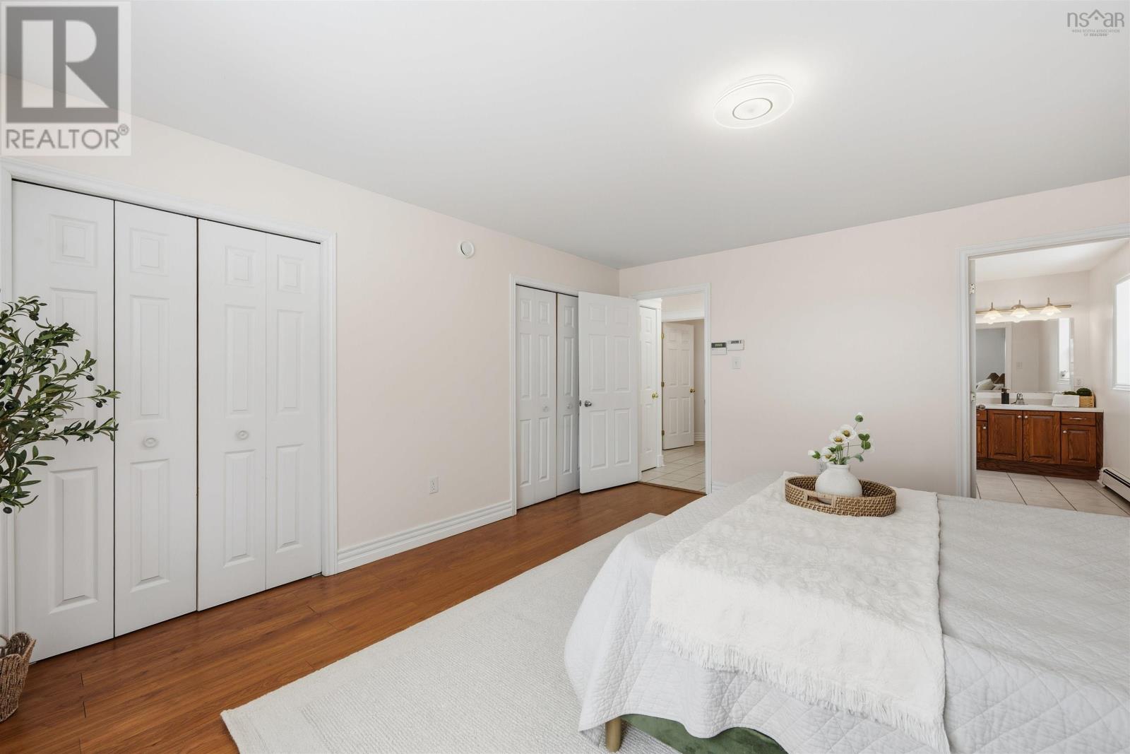 Property 21 of 34 of 276 Summerfield Way