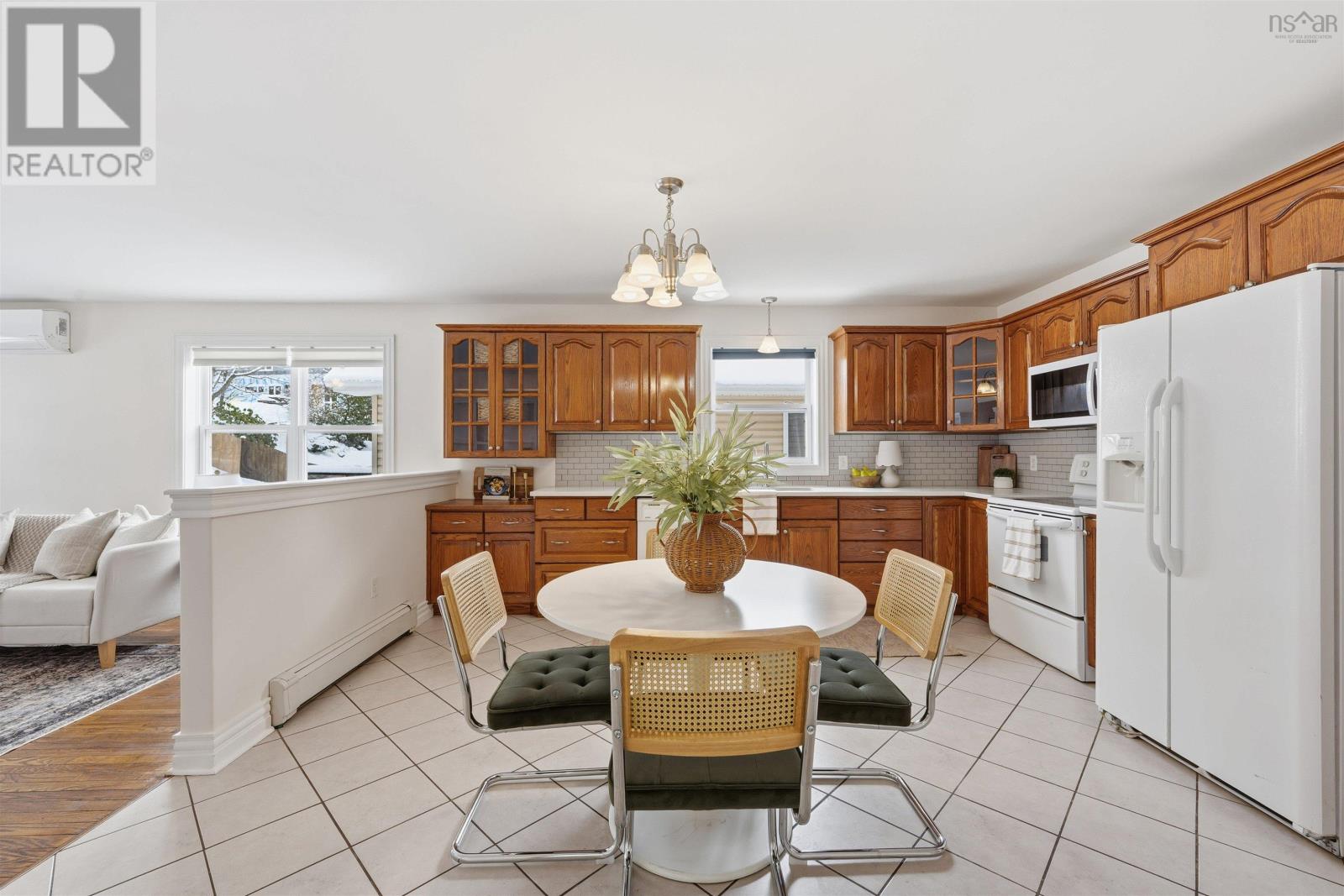 Property 8 of 34 of 276 Summerfield Way