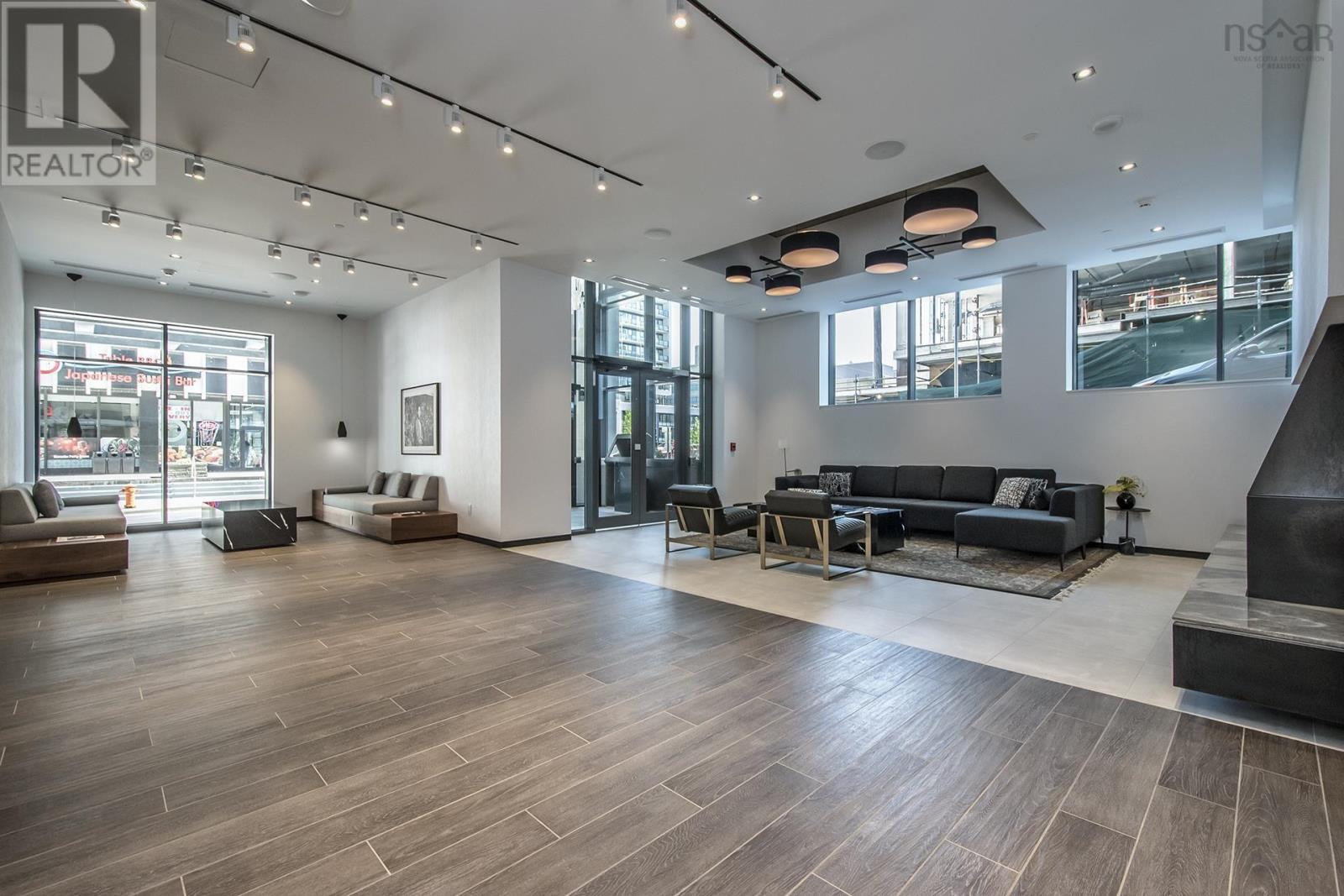 Property 39 of 50 of 1903 1650 Granville Street