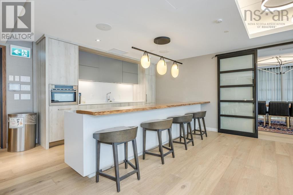 Property 43 of 50 of 1903 1650 Granville Street