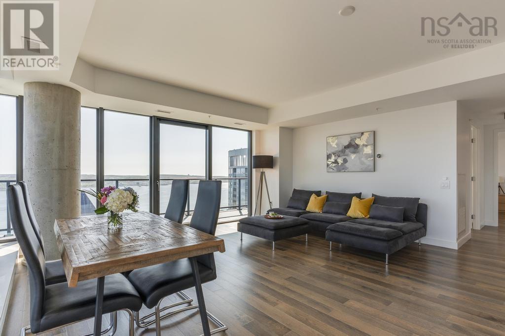 Property 2 of 50 of 1903 1650 Granville Street