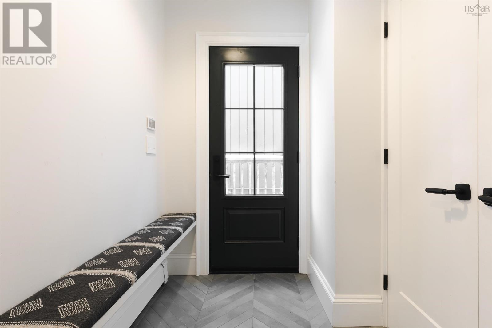 Property 12 of 50 of 6029 Inglis Street