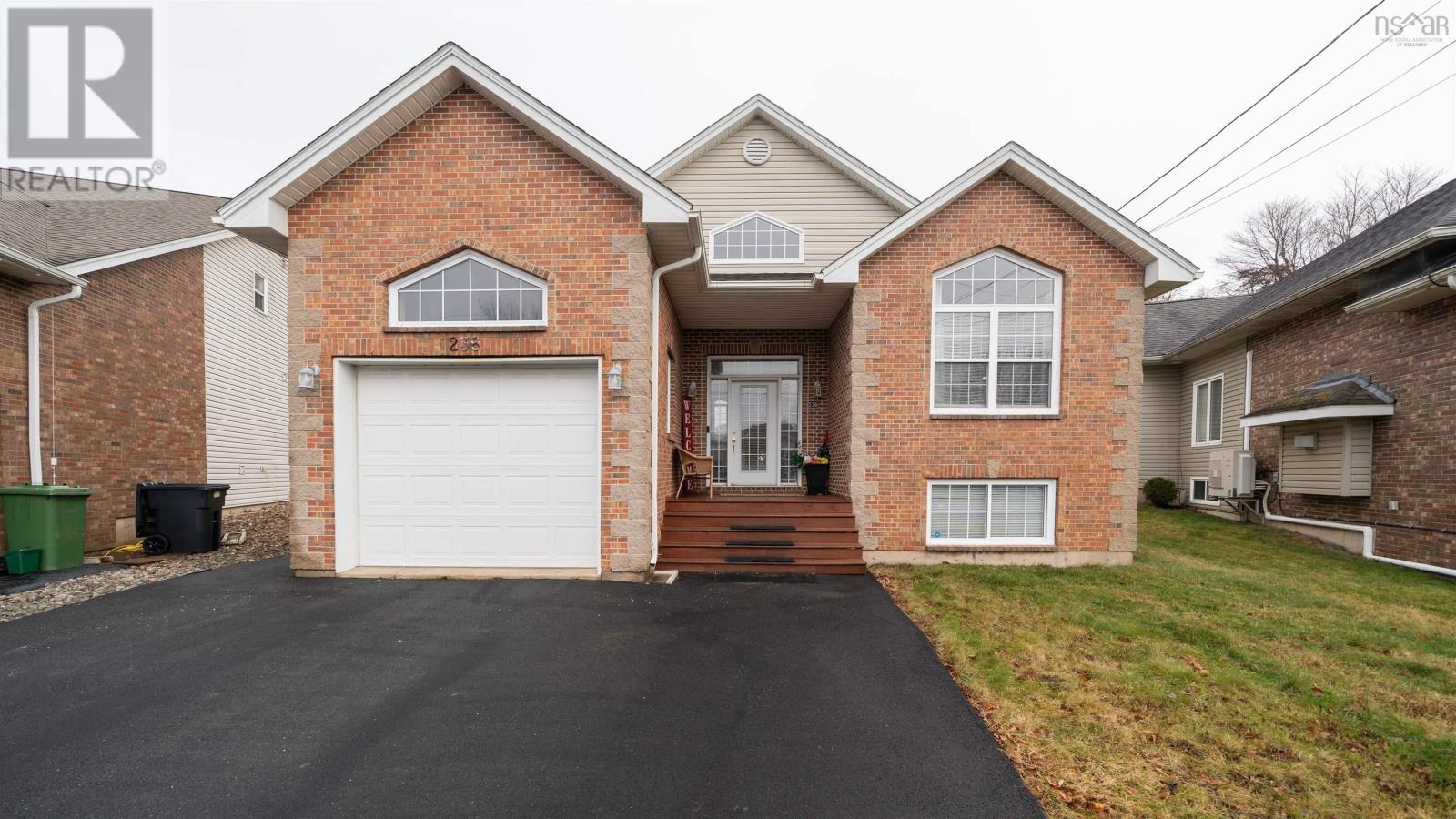 Property photo of 236 Summer Field Way