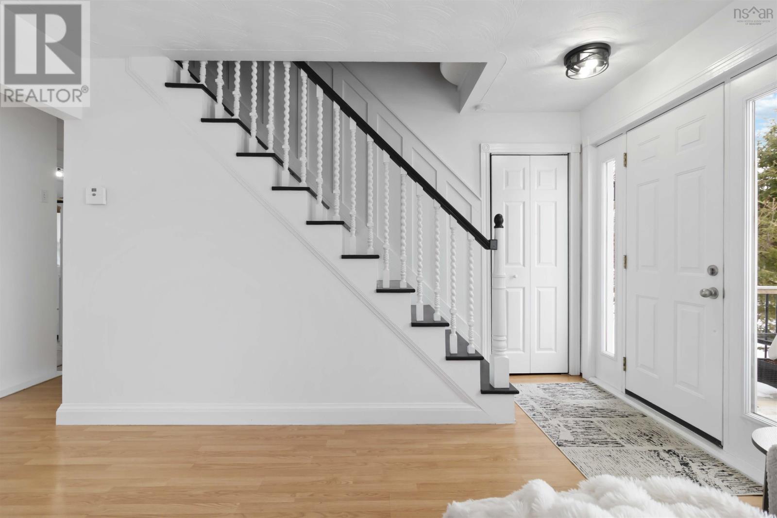 Property 4 of 26 of 31 West Pennant Road