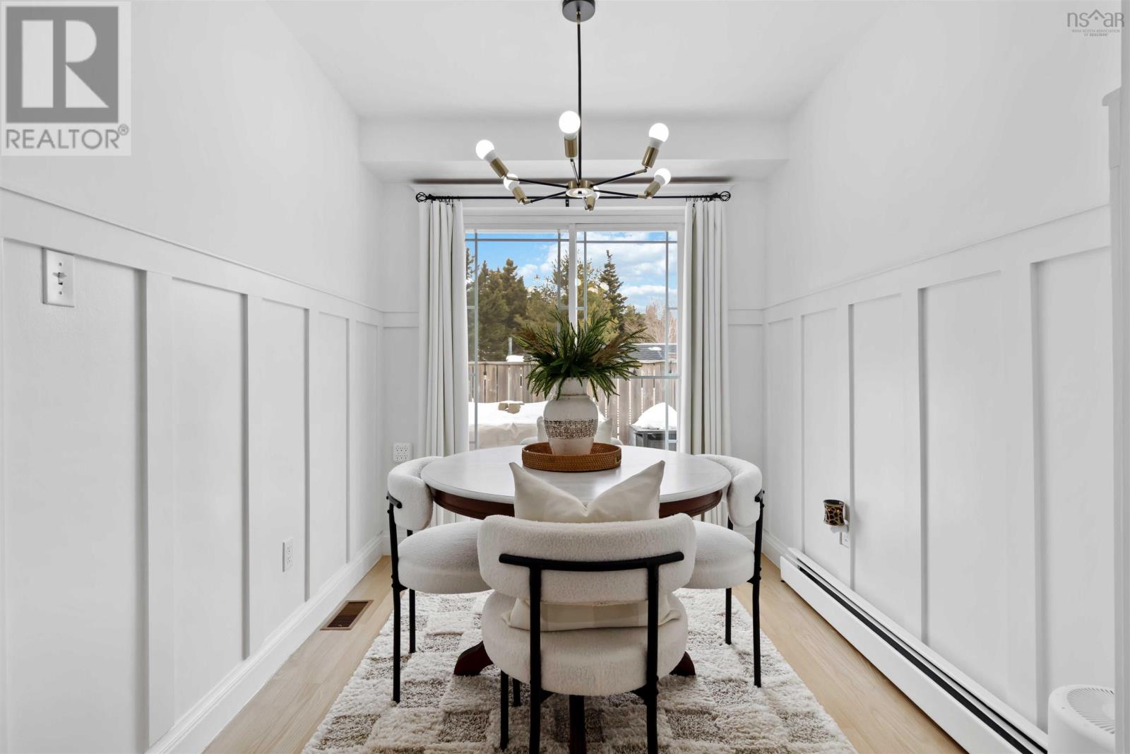 Property 23 of 26 of 31 West Pennant Road