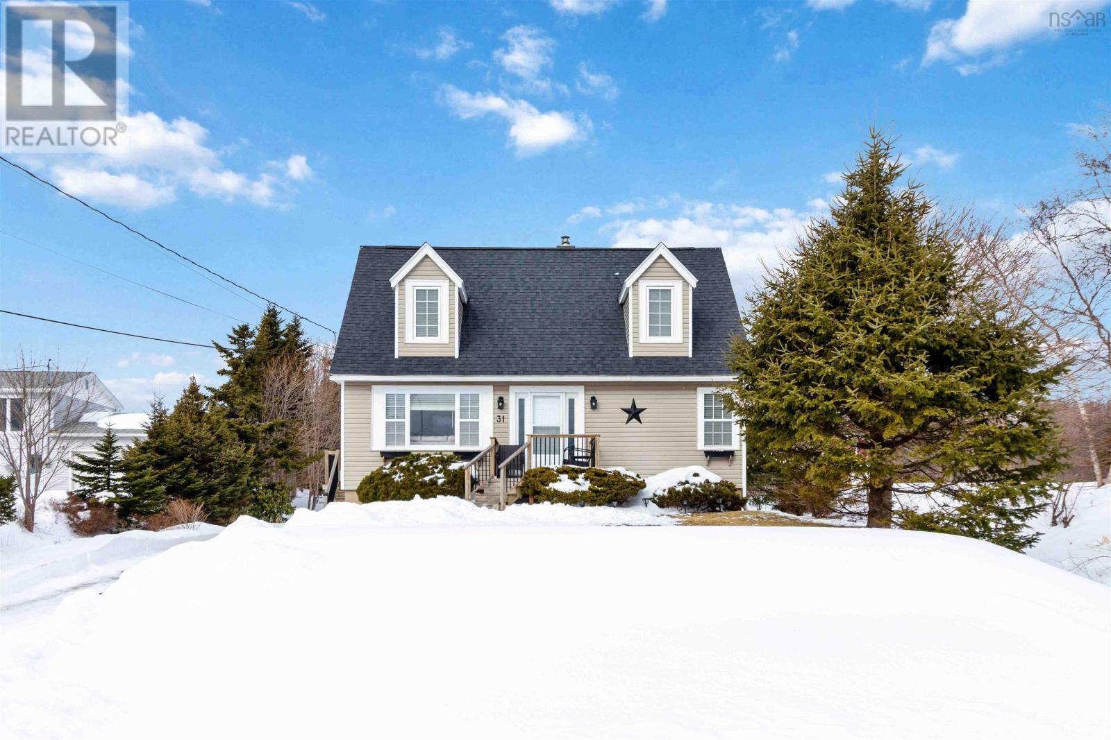 Property 2 of 26 of 31 West Pennant Road