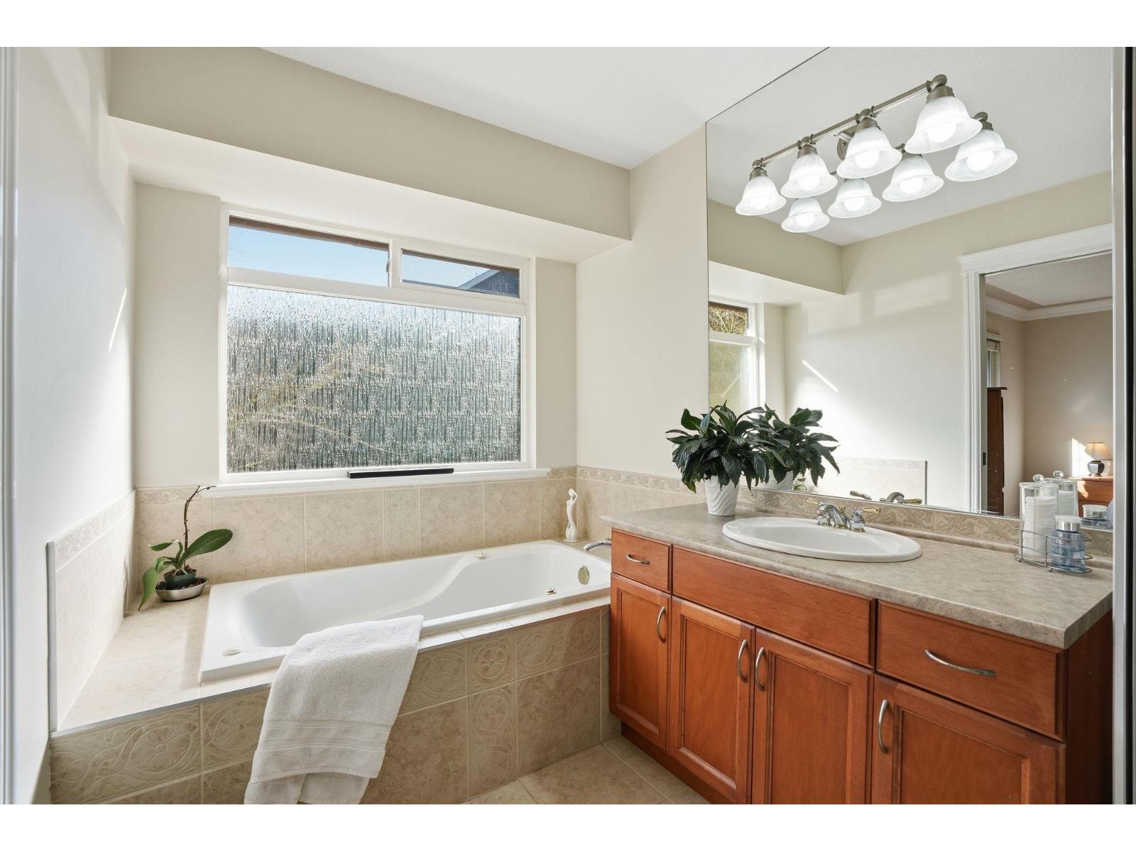 2524 268 STREET, Langley