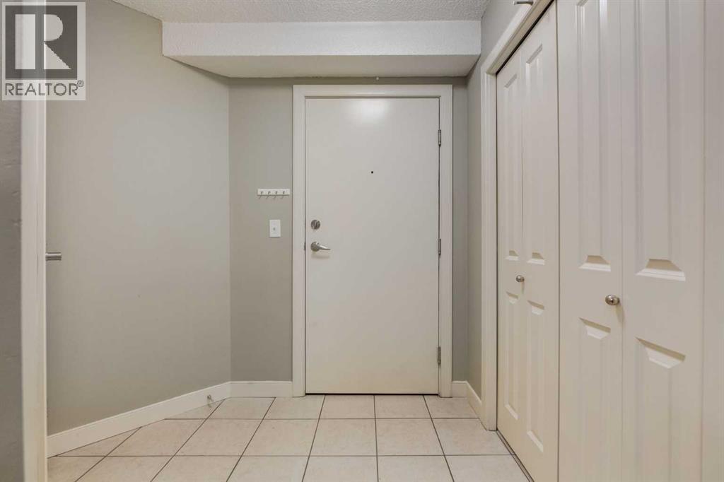 Single Family House for Sale in   Country Village Circle NE Country Hills Village Calgary 