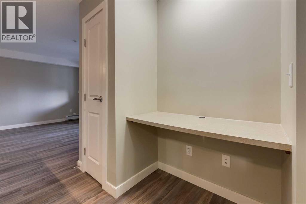 Single Family House for Sale in   Country Village Circle NE Country Hills Village Calgary 