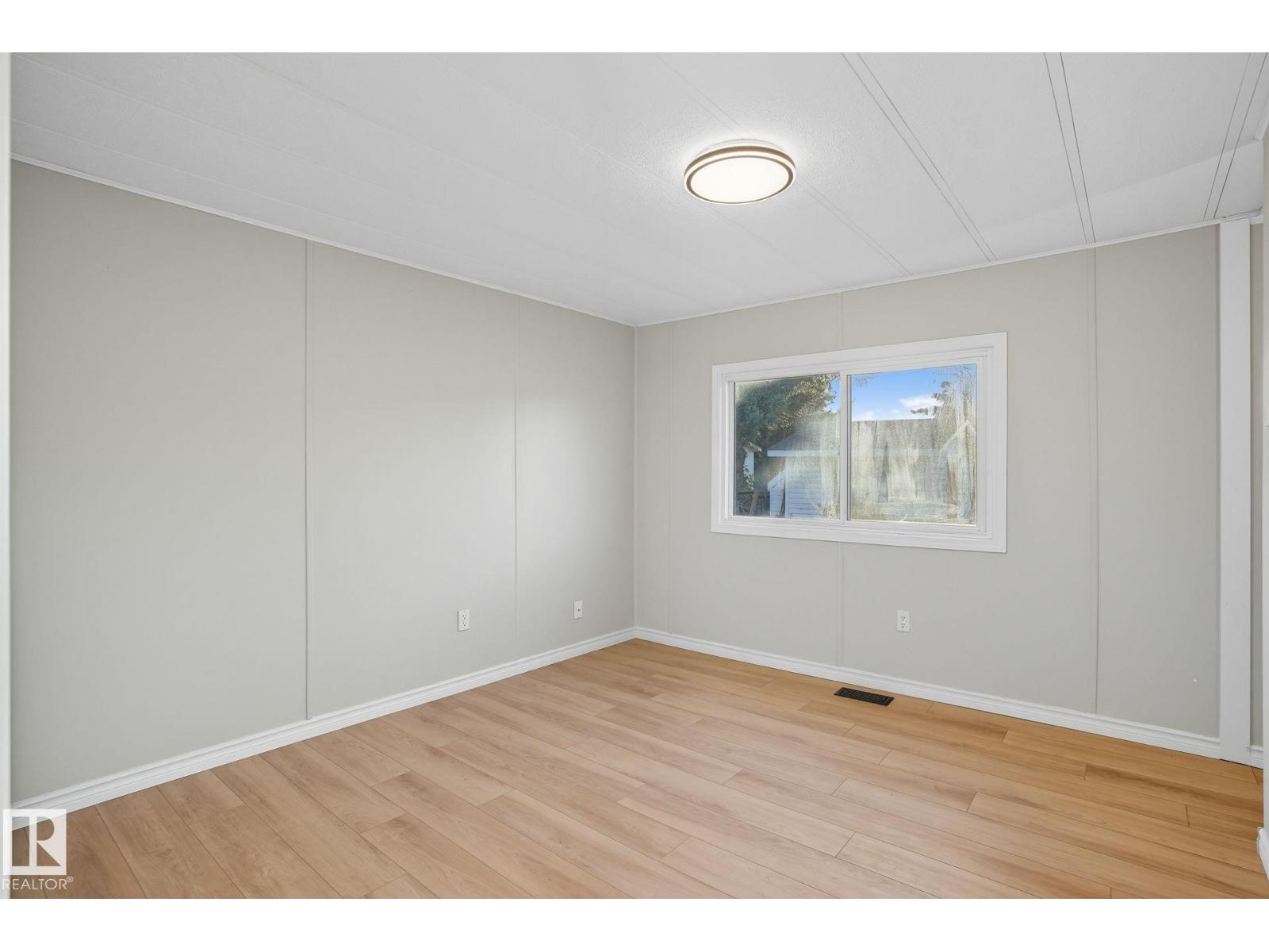 67 Ridgeway Dr NW, Edmonton