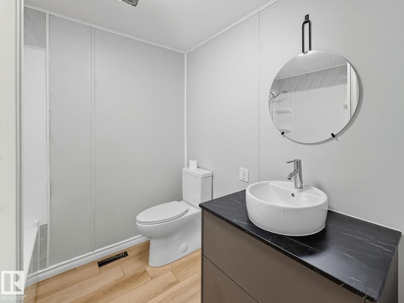 67 Ridgeway Dr NW, Edmonton