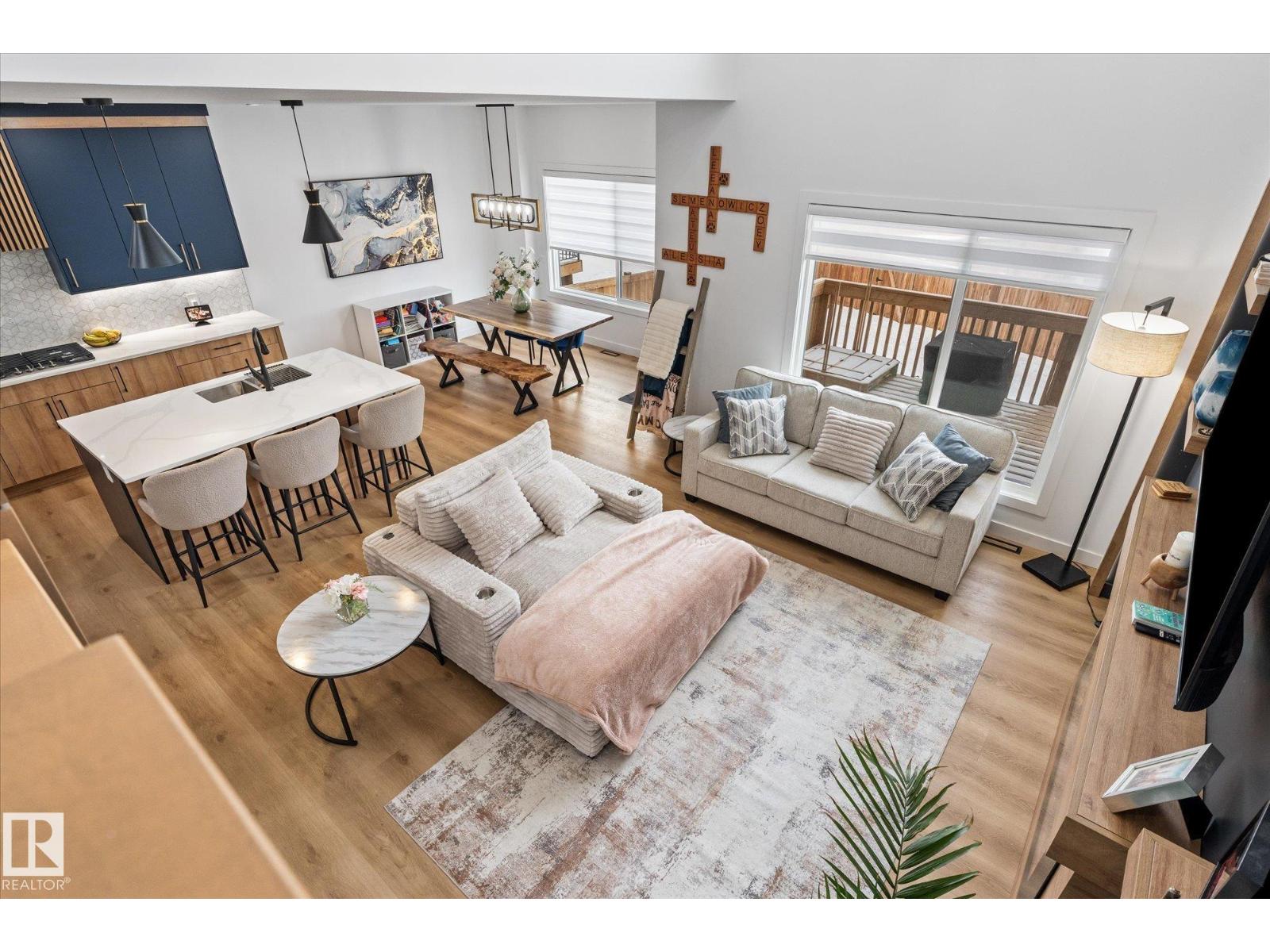 50 GRASSVIEW CR - 23