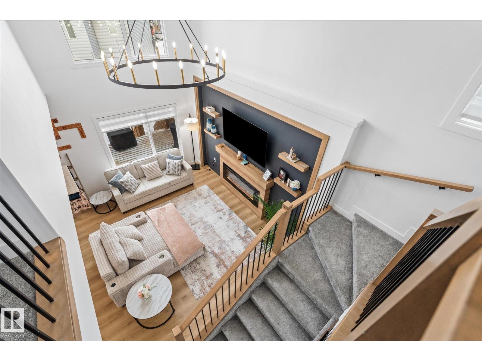 50 GRASSVIEW CR - 24