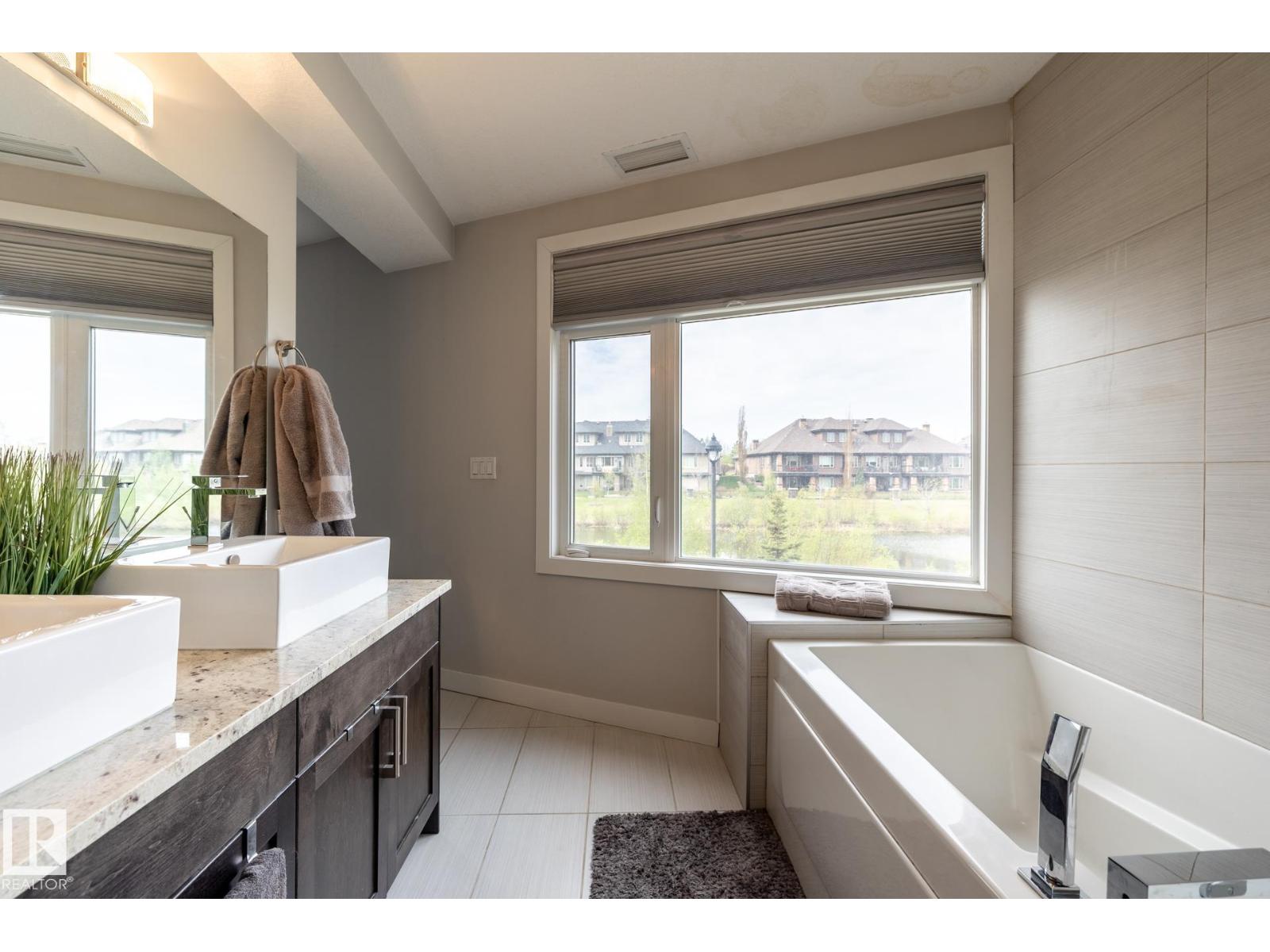 #122 5151 Windermere BV SW, Edmonton