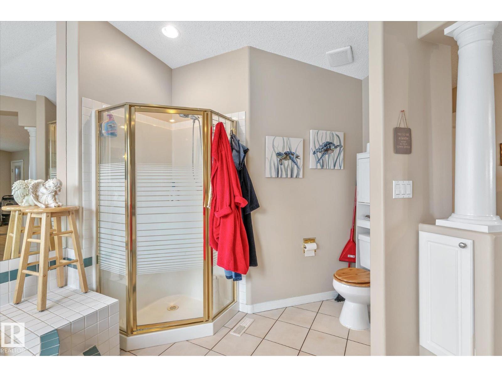 7020 157 AV NW - 34