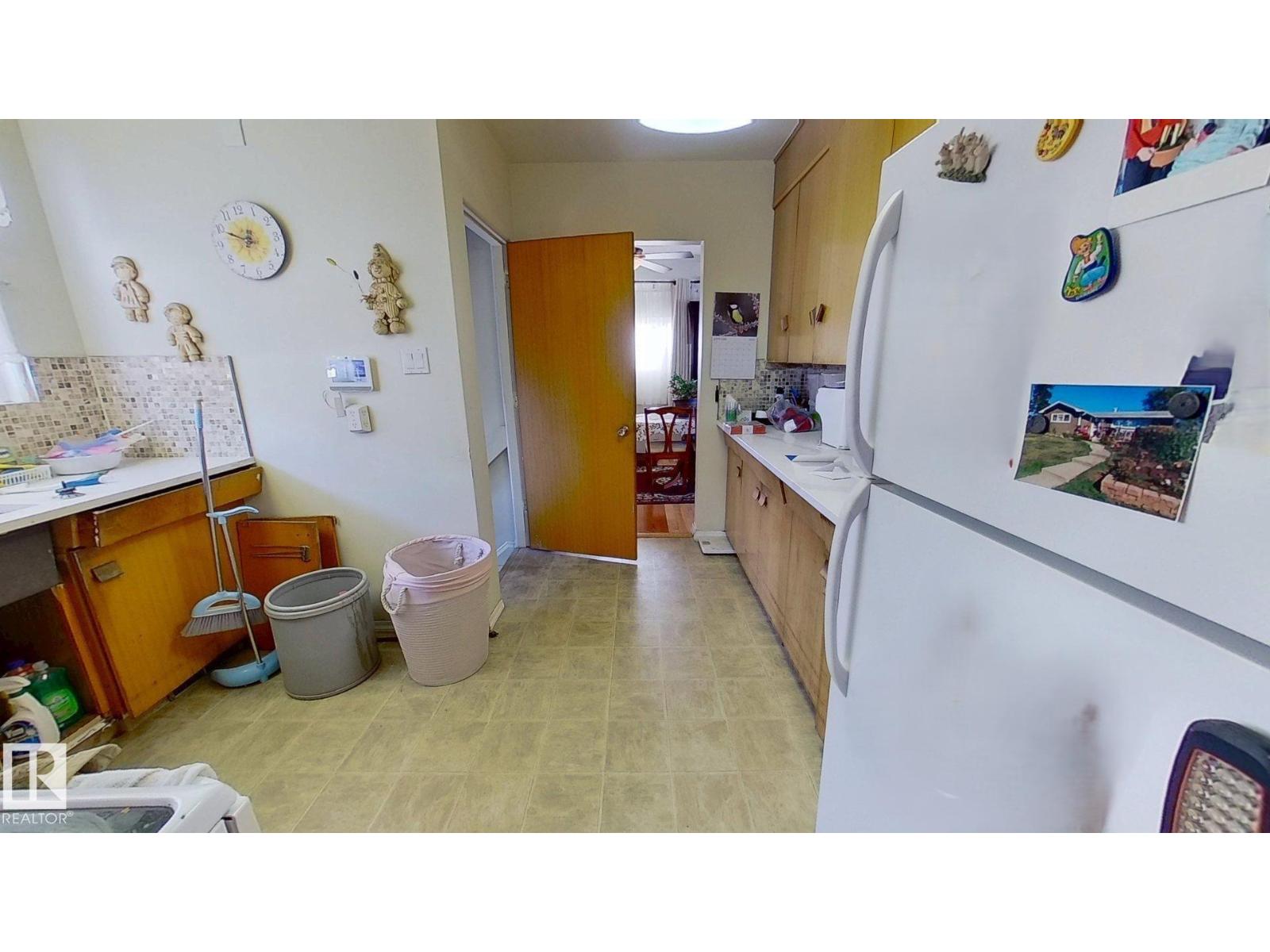 Single Family House Bungalow for Sale in   AV NW Edmonton 