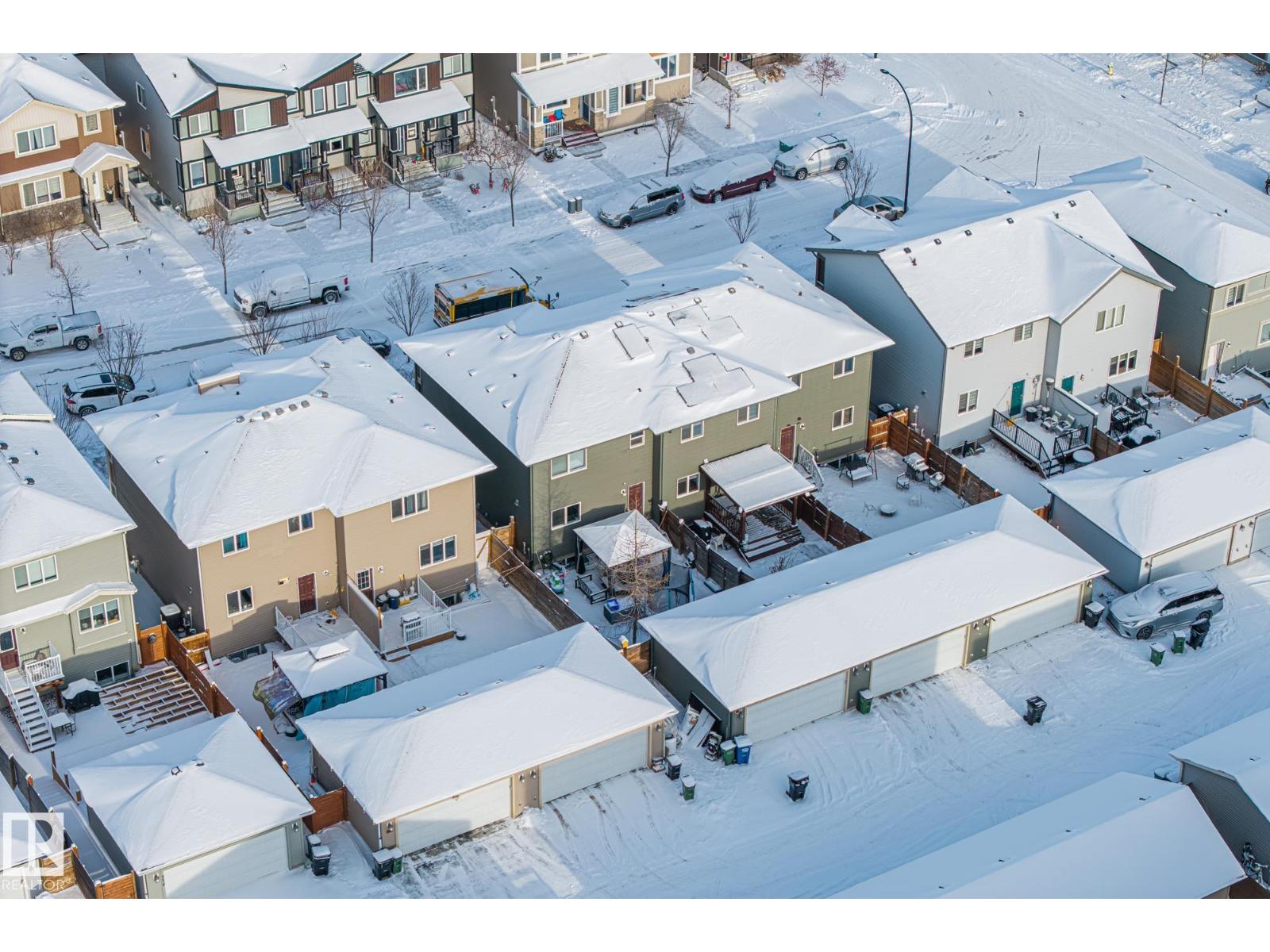 
          384 CHARLESWORTH Drive SW
            <br/>
            <span>Edmonton</span>
            , 
            <span>AB</span>
             <span>T6X2G5</span>
         - Photo 22