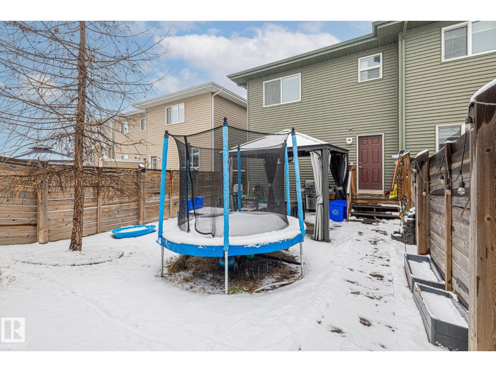 
          384 CHARLESWORTH Drive SW
            <br/>
            <span>Edmonton</span>
            , 
            <span>AB</span>
             <span>T6X2G5</span>
         - Photo 11
