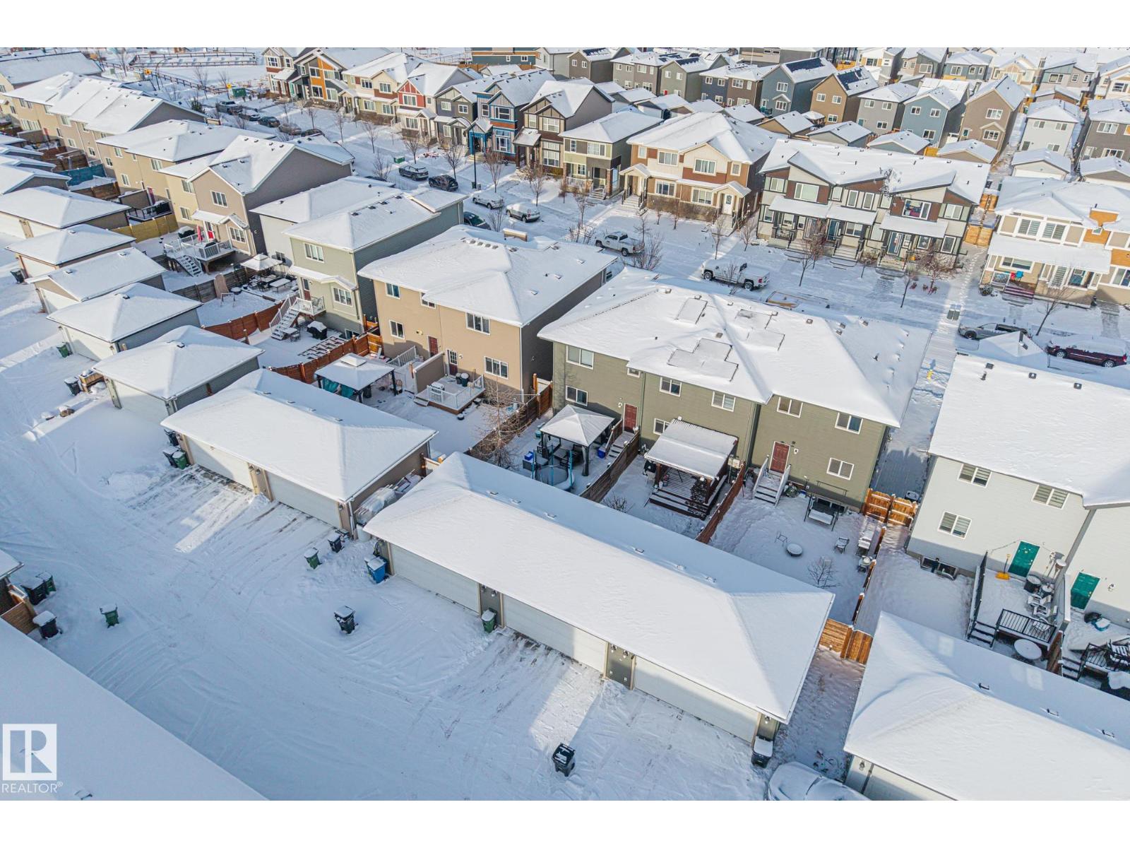 
          384 CHARLESWORTH Drive SW
            <br/>
            <span>Edmonton</span>
            , 
            <span>AB</span>
             <span>T6X2G5</span>
         - Photo 34